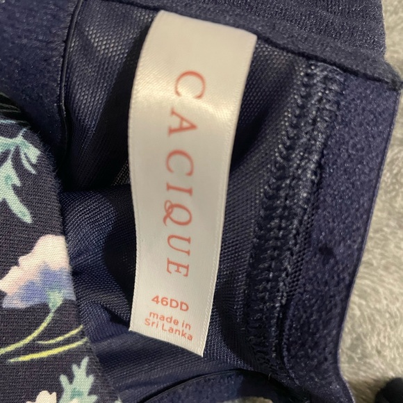 Lane Bryant plunge bra - Picture 3 of 3